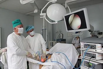 В Детской областной больнице проводится более ста операций в неделю В Детской областной больнице проводится более ста операций в неделю