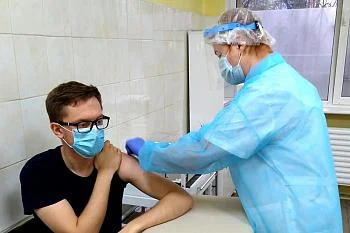 На территории региона имеется более ста пятидесяти тысяч комплектов доз вакцины от коронавируса  На территории региона имеется более ста пятидесяти тысяч комплектов доз вакцины от коронавируса