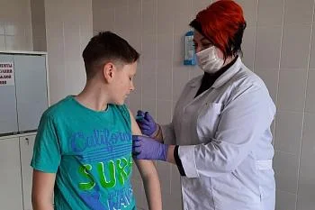 За полгода в обновленном Чеховском ФАПе от коронавируса и гриппа вакцинировали около четырехсот человек За полгода в обновленном Чеховском ФАПе от коронавируса и гриппа вакцинировали около четырехсот человек